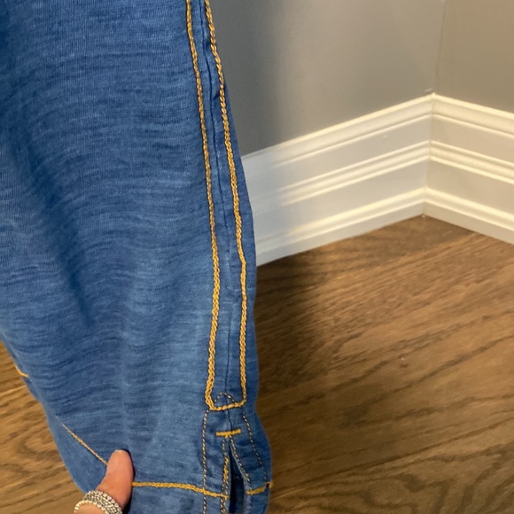 💥💥 SOLD 💥💥 Johnston and Murphy men’s size L soft golf style shirt. - Picture 5 of 8